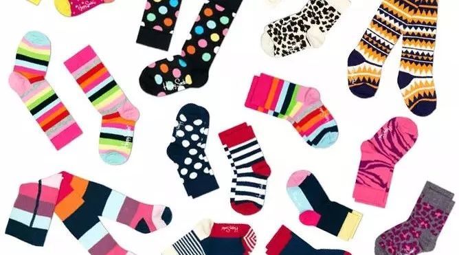 冬天襪子怎么穿?保暖、時尚、不跌范er!_時尚