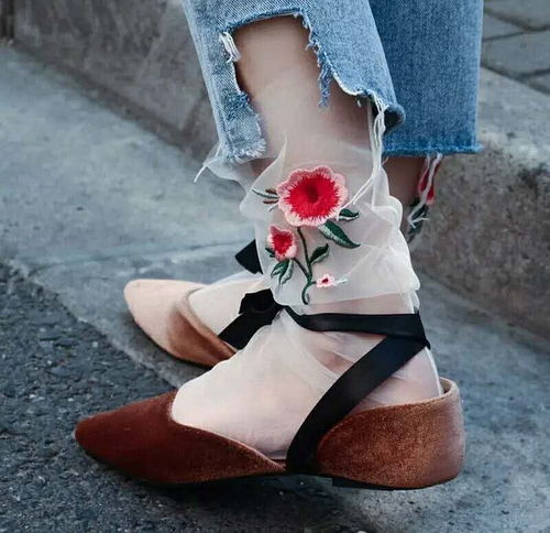 刺繡襪子體驗(yàn)課 愛(ài)美的人,夏天也得穿襪子